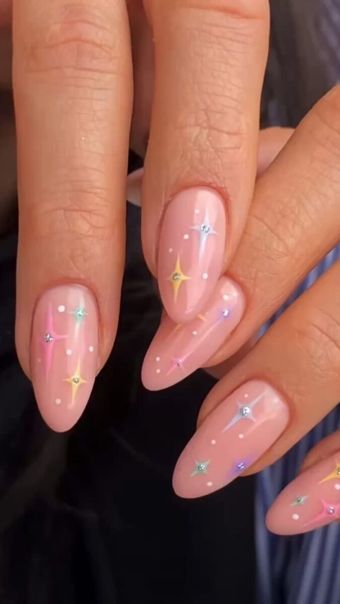 The best April nails and April nail designs for your spring nails