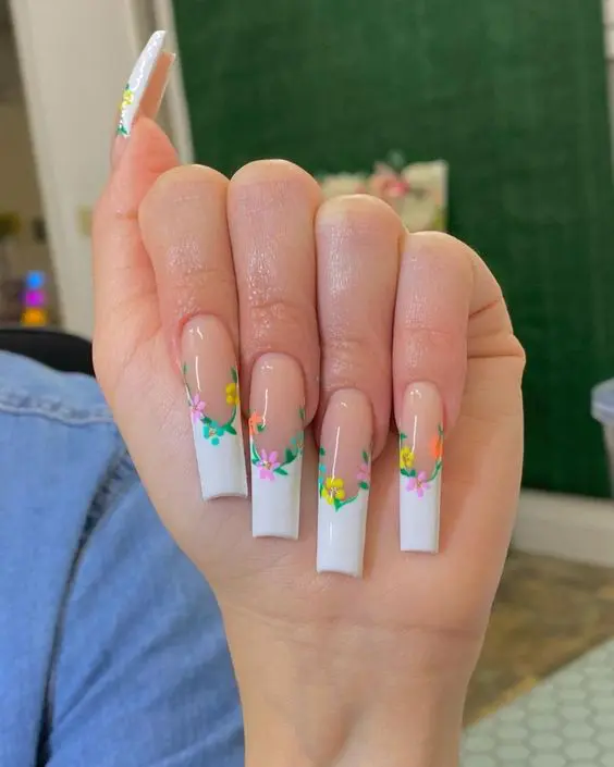 The best April nails and April nail designs for your spring nails