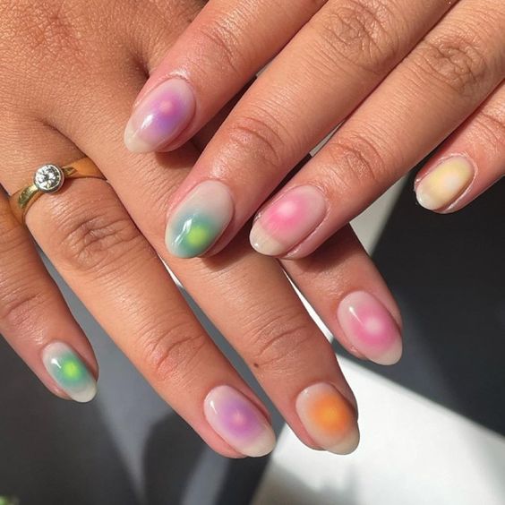 The best March nails, March nail ideas, March nail designs, and spring nails to do this year