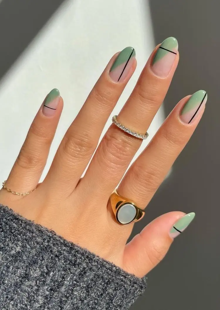 The best graduation nails and graduation nail designs