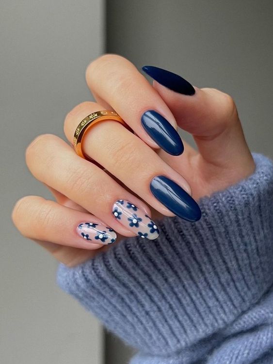 The best graduation nails and graduation nail designs