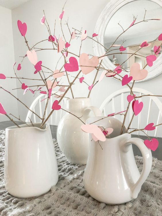 Valentine's Day decoration ideas and Valentine's decor ideas