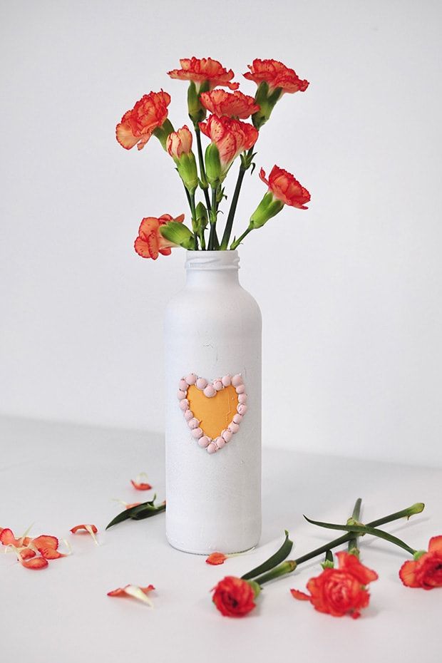 Valentine's Day decoration ideas and Valentine's decor ideas