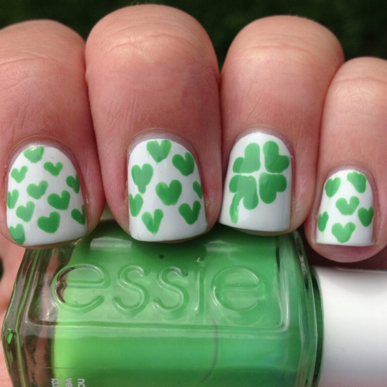 45+ Trending Saint Patrick's Day Nails To Copy This Year