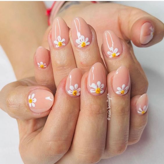 The top Easter nails and Easter nail designs to copy