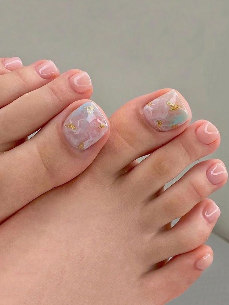 The cutest toe nail designs of the year