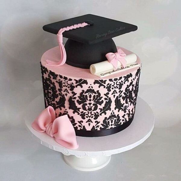 50+ Upscale Graduation Cake Ideas For Your Big Day