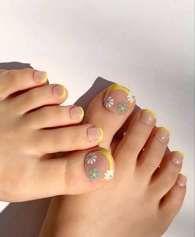 18+ Toe Nail Art Designs & Ideas