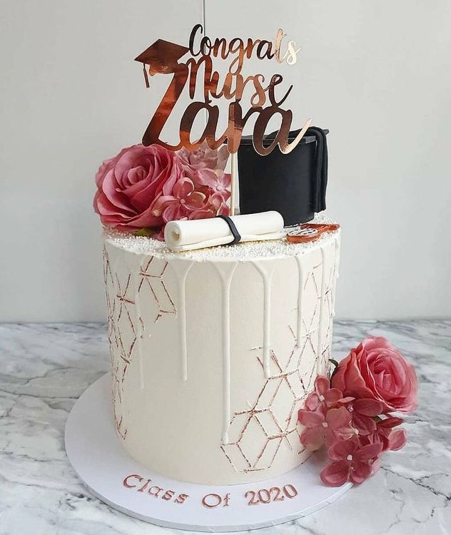 50+ Upscale Graduation Cake Ideas For Your Big Day