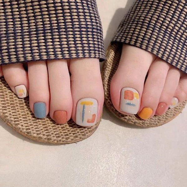 The cutest toe nail designs of the year