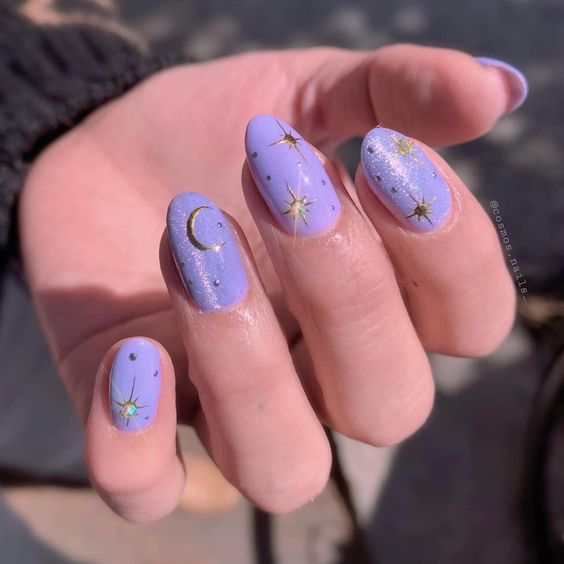 The best witchy nails for a grunge look