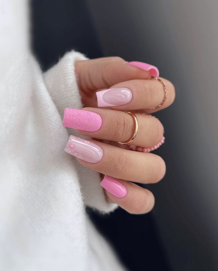 55+ Trending Barbie Nails To Copy Right Now | Barbie Nail Inspo