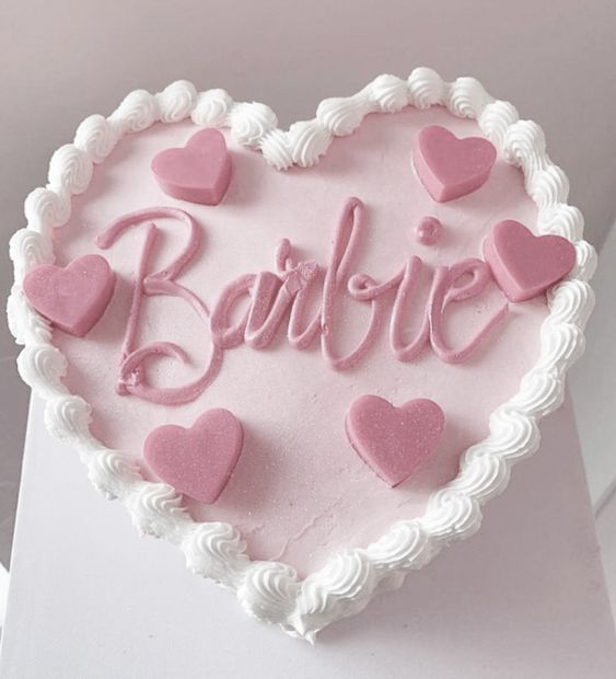 The best barbie cakes to copy for your barbie party