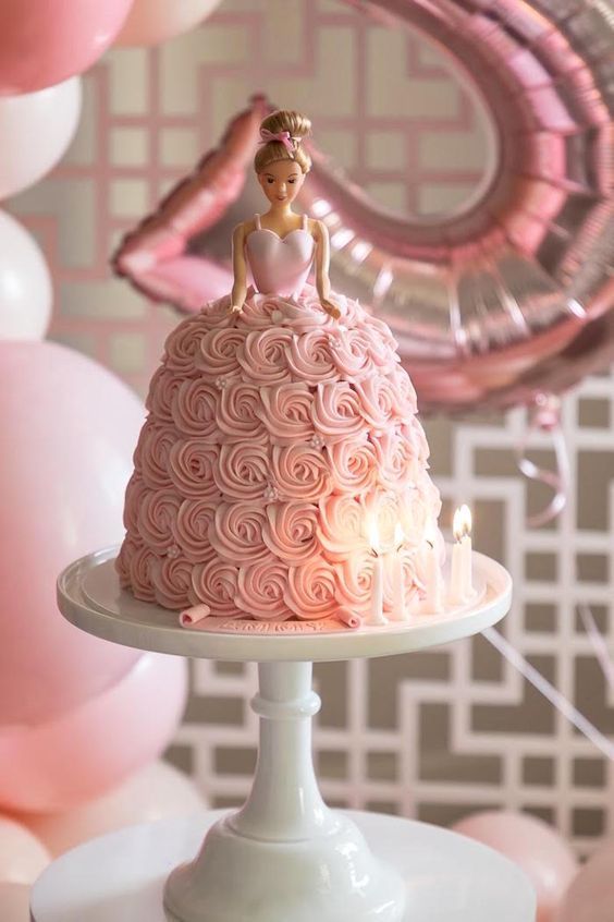 The best barbie cakes to copy for your barbie party