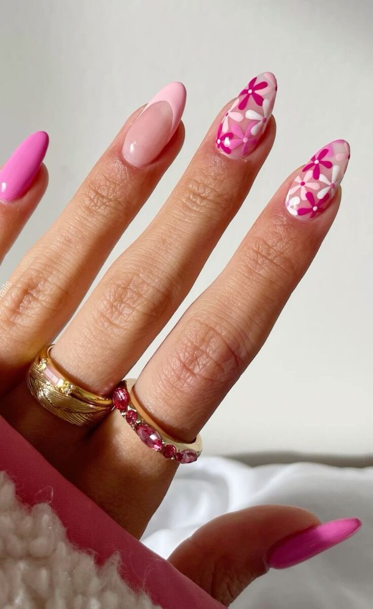 The best barbie nails for the barbiecore aesthetic