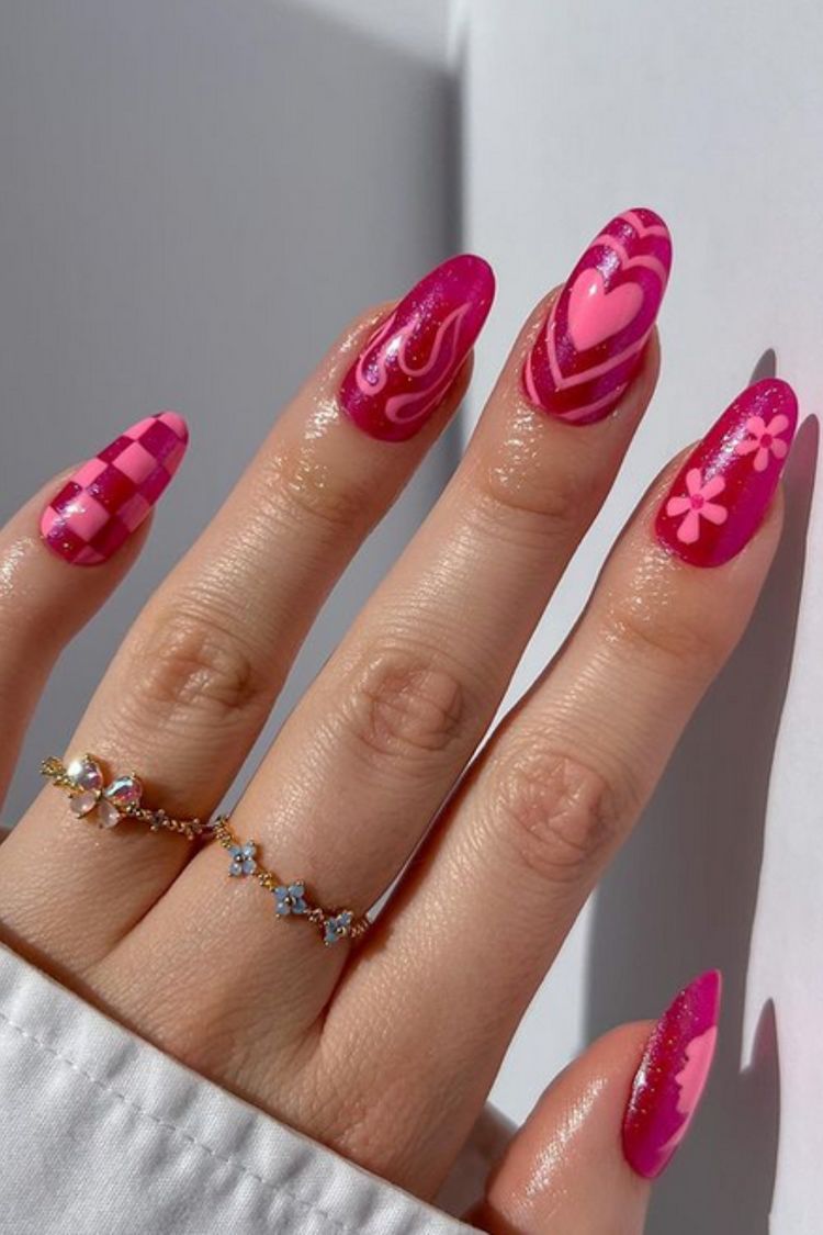 The best barbie nails for the barbiecore aesthetic