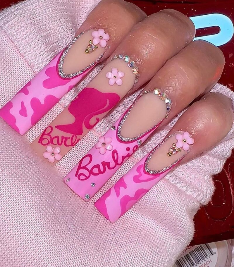 The best barbie nails for the barbiecore aesthetic