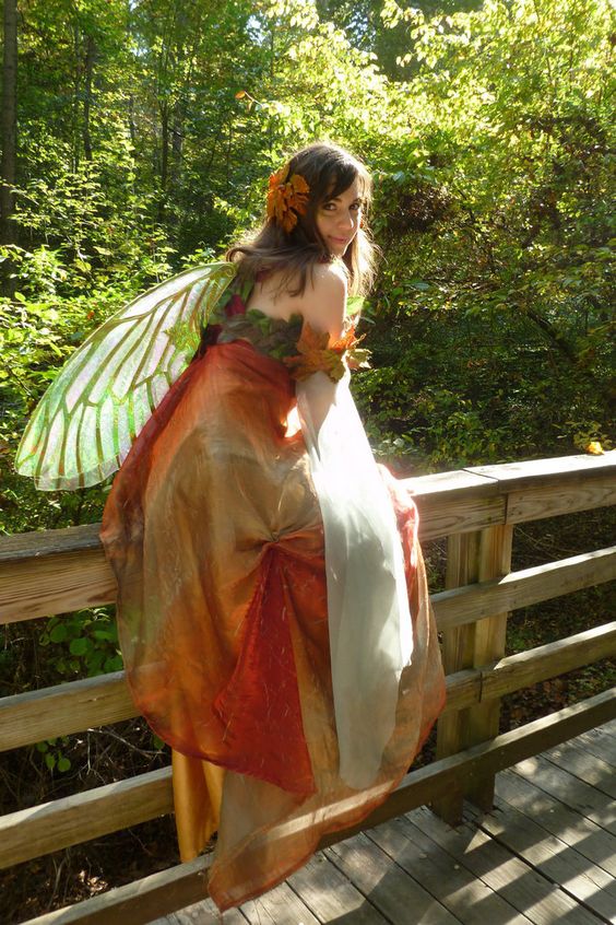 45+ Easy Fairy Costume Ideas For Women To Copy, Chasing Daisies