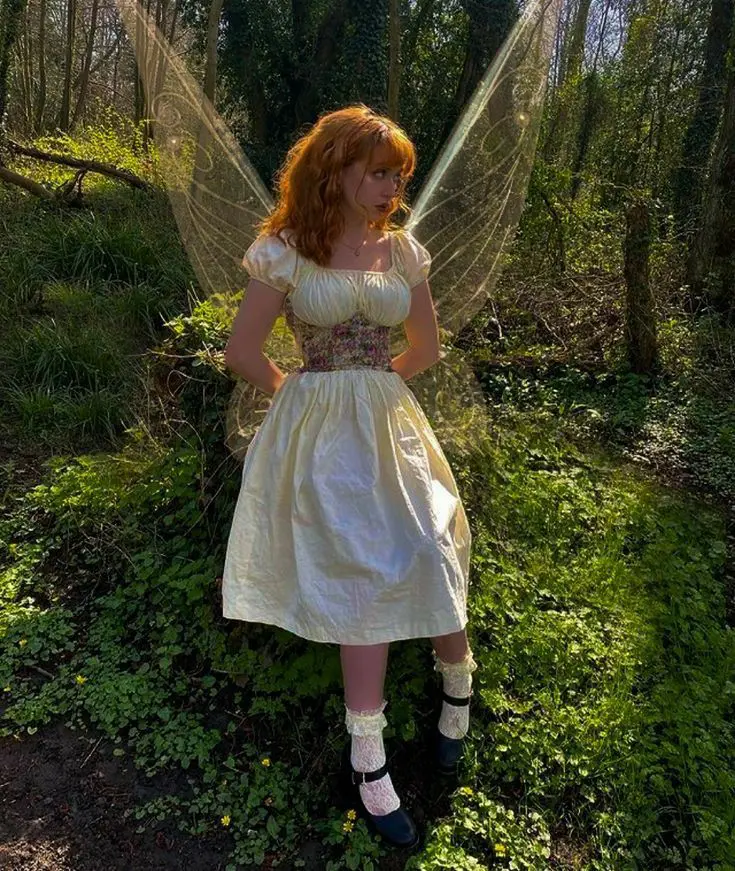 45+ Easy Fairy Costume Ideas For Women To Copy, Chasing Daisies
