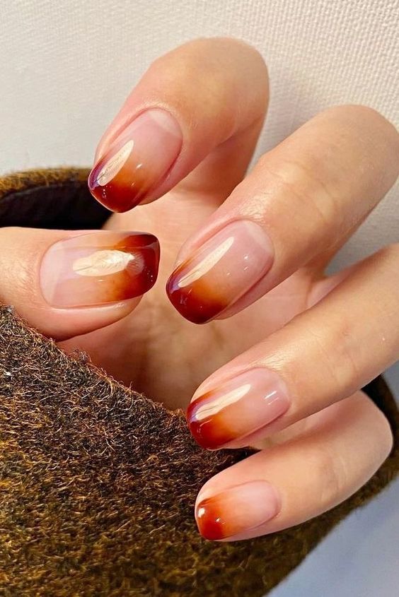 The best September nails and September nail designs for this fall