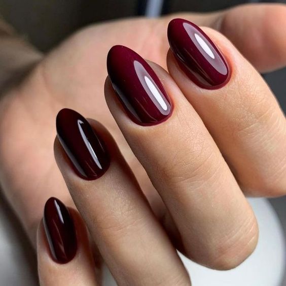 The best September nails and September nail designs for this fall