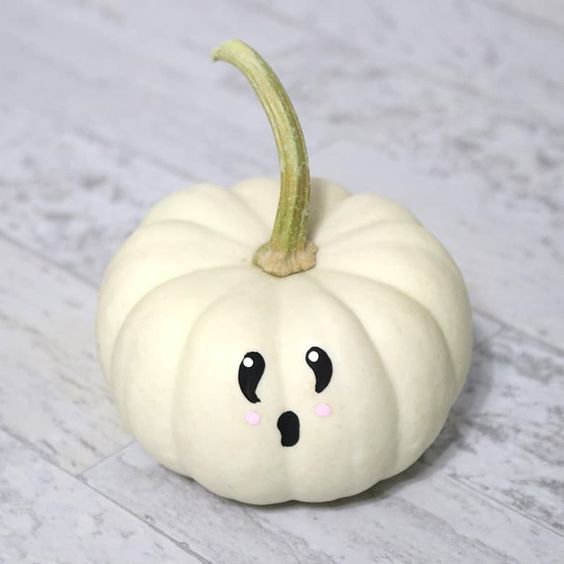 Easy Halloween pumpkin painting ideas to try this fall