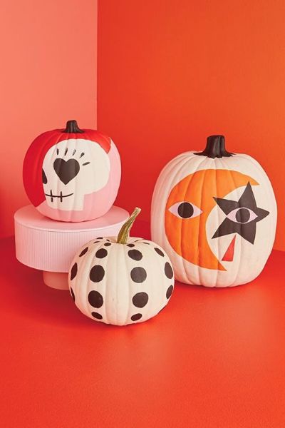 Easy Halloween pumpkin painting ideas to try this fall