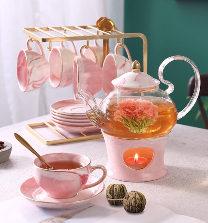 The best gifts for tea lovers: Glass Teapot Set with Warmer and Removeable Infuser and Strainer