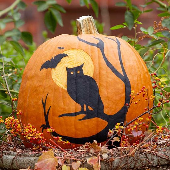 Easy Halloween pumpkin painting ideas to try this fall