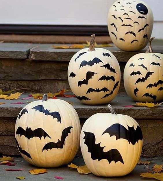 Easy Halloween pumpkin painting ideas to try this fall