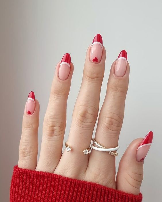 Super easy valentine's nails to DIY at home