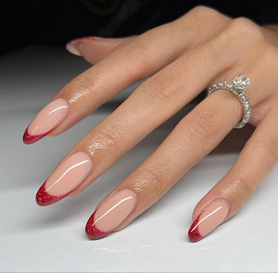 Old money nails to copy